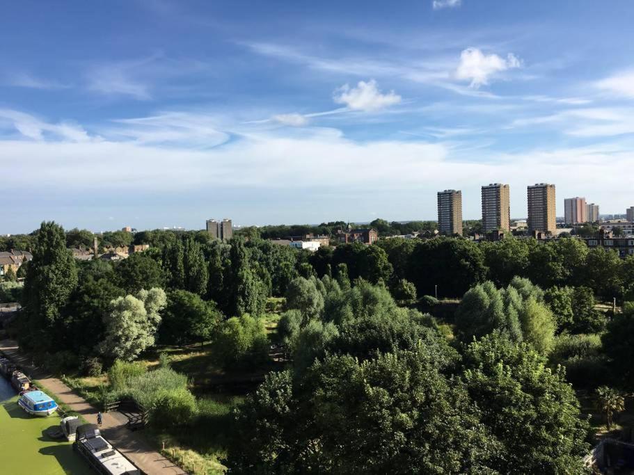 Beautiful 1 Bedroom With Balcony Near Mile End London